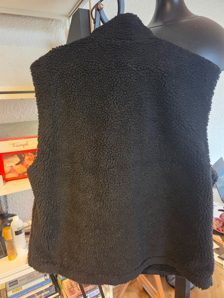 Svart sherpa nylon vesti – nýtt - 7