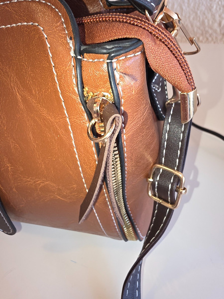 Small beautiful handbag light brown - 3