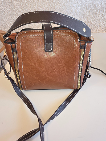 Small beautiful handbag light brown - 4