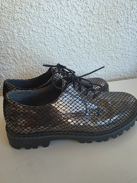Damskie buty Tamaris – NOWE – rozmiar 36