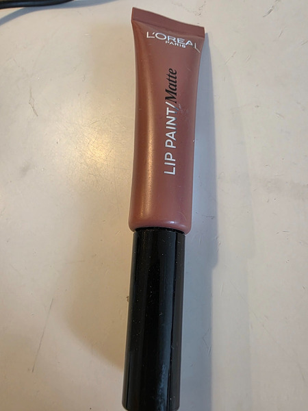L’Oréal Paris Lip Paint Matte – matowa płynna pomadka 8 ml