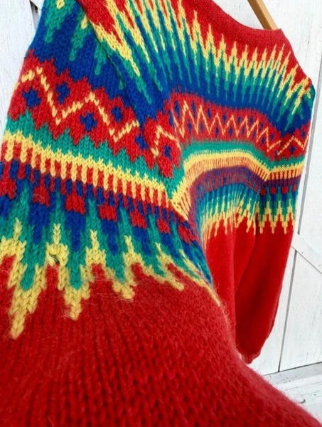 Skandynawski sweter wełniany - 4
