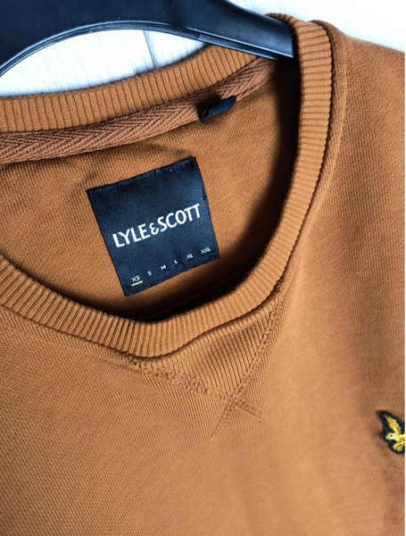 Brown Lyle & Scott men’s sweatshirt - 4