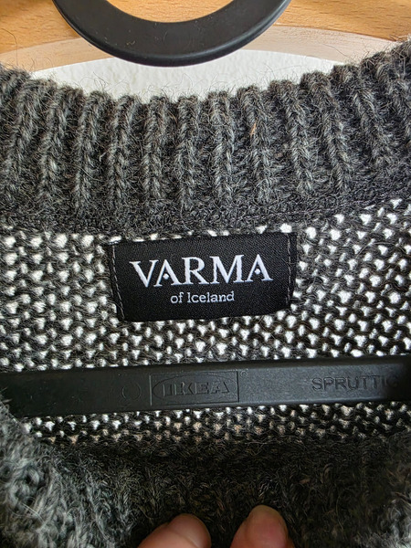 Lopapeysa Varma of Iceland M/L new - 4
