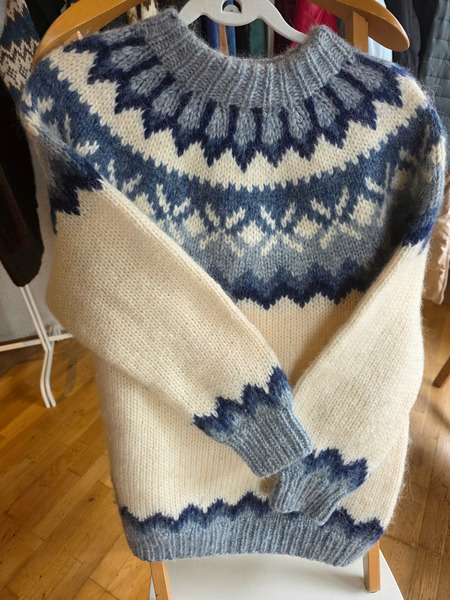 Authentic handmade lopapeysa from Iceland - 3