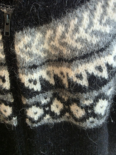 Beautiful long Icelandic wool cardigan - 2