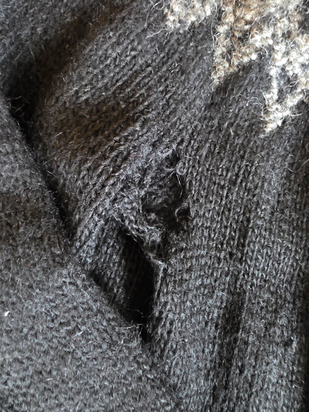 Lopapeysa for someone who knows knitwear repair - 2