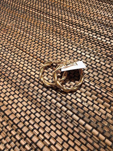 Twisted gold hoop earrings - 2