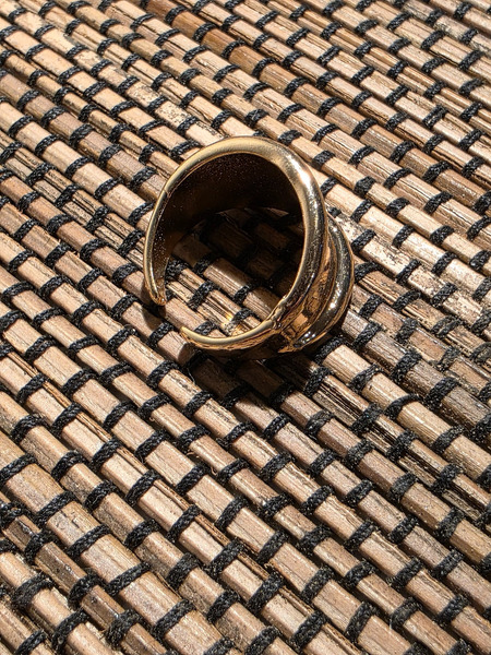 Wide gold statement ring - 2