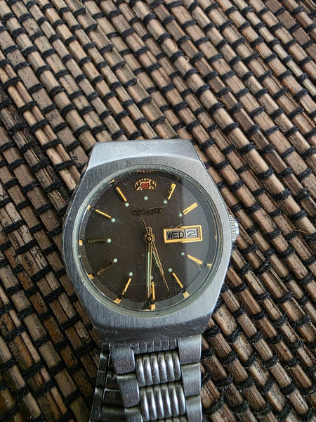 Vintage Orient úr frá 1980 – svart retro japanskt úr - 5