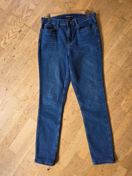 Calvin Klein High Rise Skinny Jeans – Size M