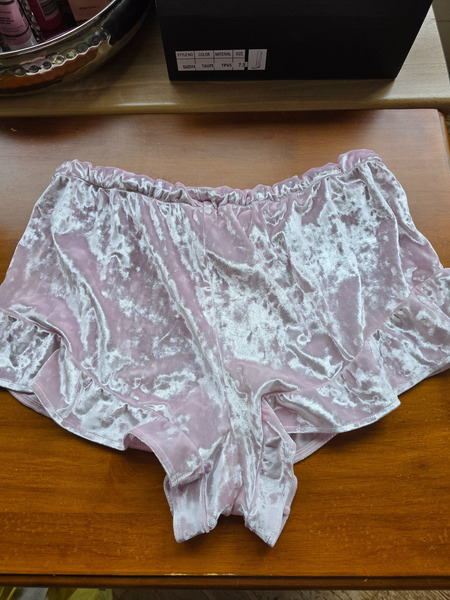 Victoria’s Secret Pink Velvet Lounge Shorts M - 6
