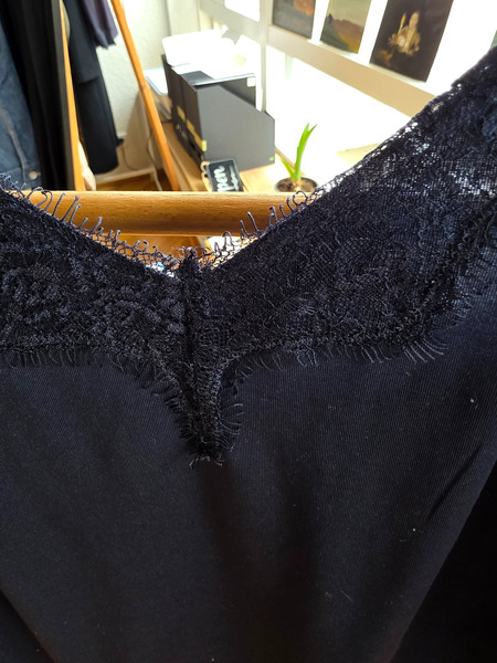 Coster Copenhagen Navy Lace Camisole Top Size L - 3