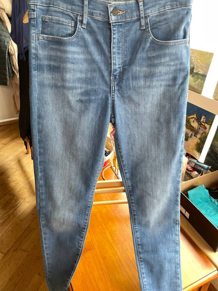 Levi's 720 High-Rise Super Skinny Jeans W30