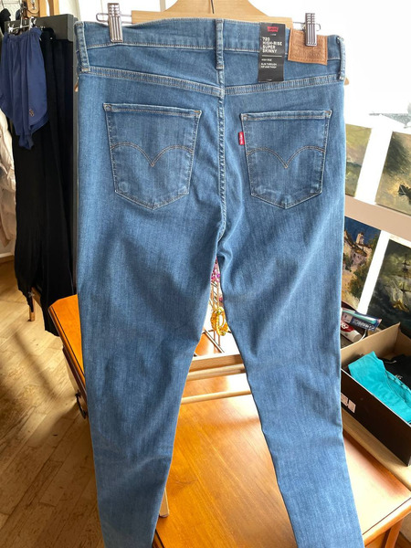 Levi's 720 High-Rise Super Skinny Jeans W30 - 2