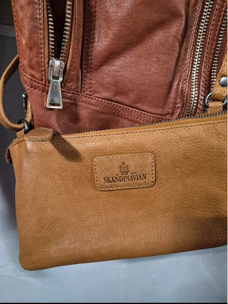 100% Genuine Leather Scandinavian Edition Crossbody Bag - 3