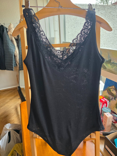 Black Lace Bodysuit – Soft Stretch Fabric