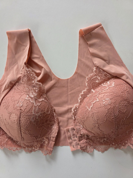 New Seamless Front Closure Lace Bra Pink – 90C, 95A, 95B - 8