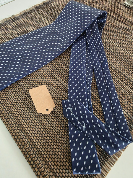 Elegant Navy Blue Patterned Tie – Classic Business Style - 3