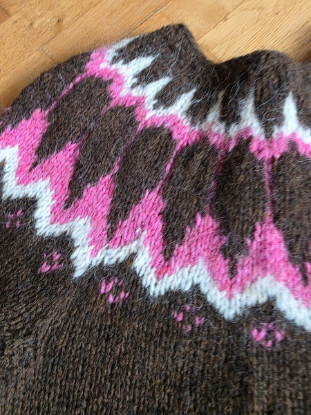 Beautiful Icelandic lopapeysa L/XL - 2