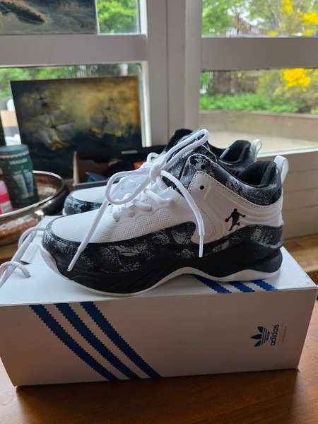 New Adidas Sleek Series s.38 - 2