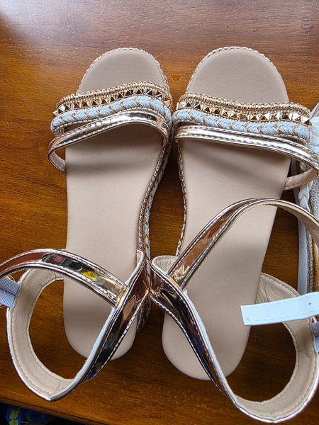 Rose Gold Summer Sandals – Size 36 - 5