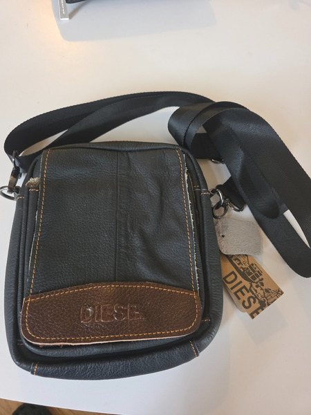 Diesel leðurtaska – svart/brún