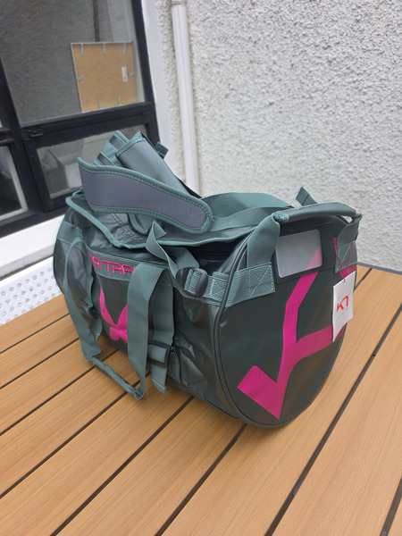 Kari Traa vatnsheld ferðataska / bakpoki 30L – Ný með merkimiða - 2