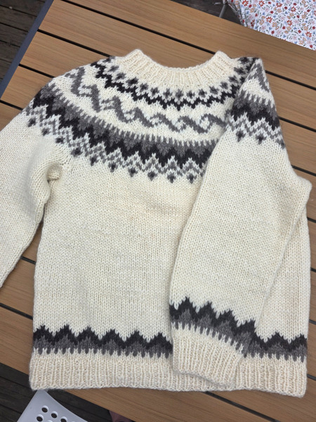 Íslensk hefðbundin lopapeysa – XL/XXL (unisex)