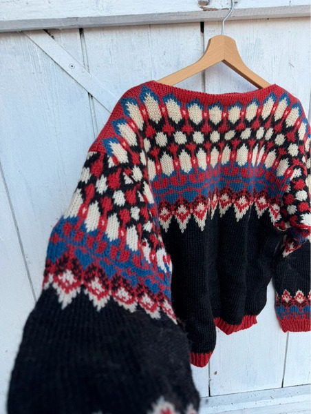 Vintage Nordic Wool Sweater – Size L Oversized