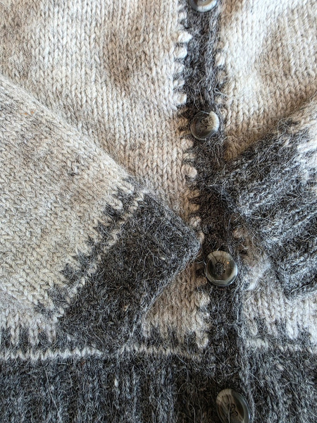 Icelandic Hand-Knitted Lopapeysa Cardigan – Size S/M - 4