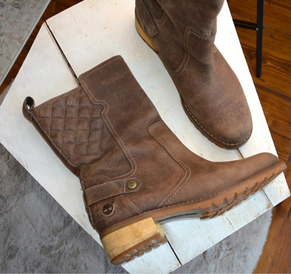 Timberland Waterproof Leather Boots – Size 40