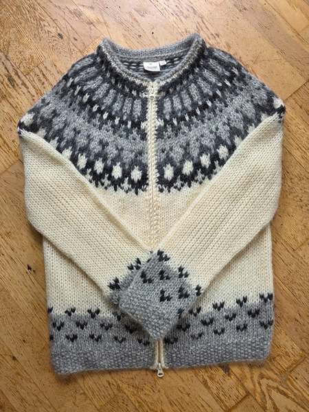 Álafoss Icelandic Wool Lopapeysa XS/S – New Without Tags