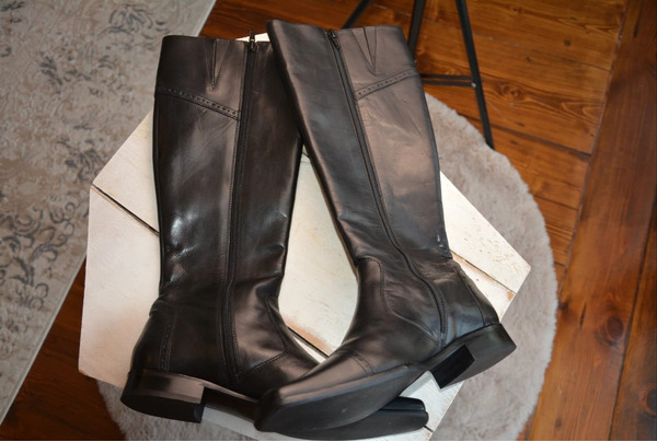 Esprit Genuine Leather Knee High Boots – Size 38 - 7