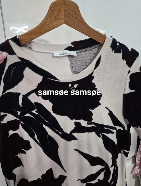 Samsøe Samsøe blómakjóll – S/M