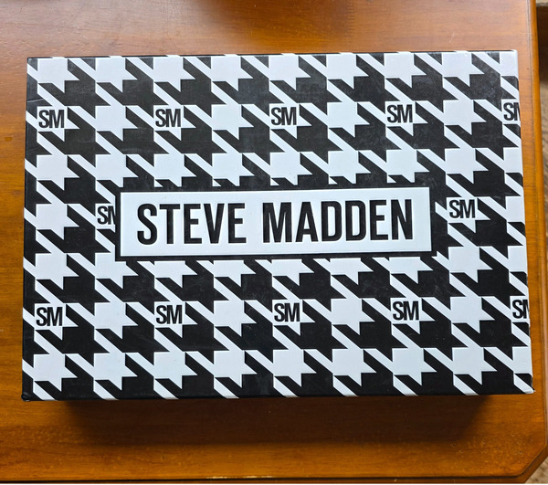 Steve Madden 2-Piece Gift Set – NEW - 2