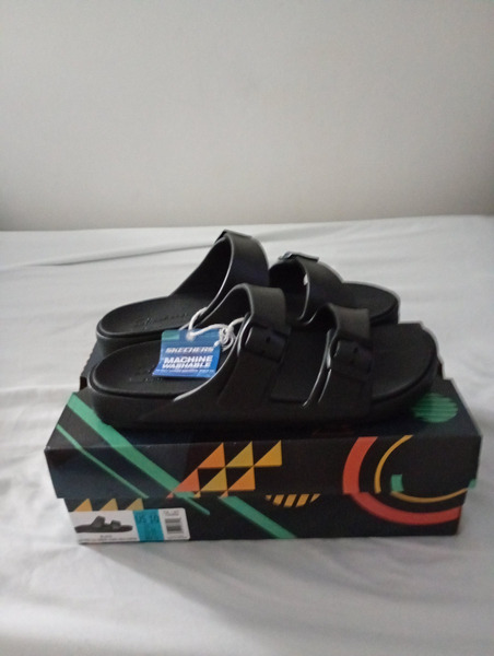 Skechers foamies
