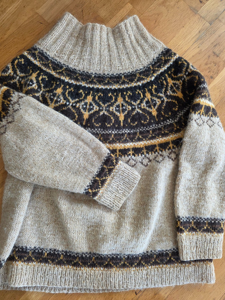 Icelandic Sweater very special - 4